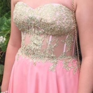‼️NEW PINK AND GOLD PROM/QUINCEÑERA DRESS‼️